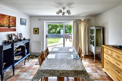 4 bedroom detached house for sale, Victoria Place, Bourne, PE10
