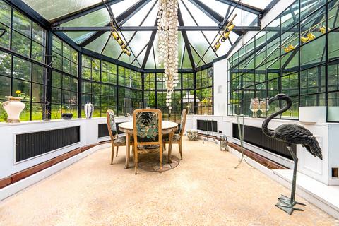5 bedroom detached house for sale, The Bishops Avenue, London, N2