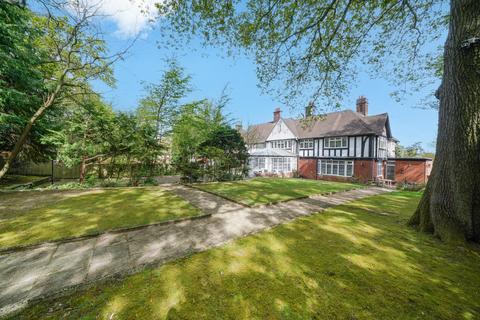 5 bedroom detached house for sale, The Bishops Avenue, London, N2