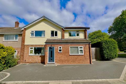 37 Edgecombe Drive, Darlington, DL3 9DG