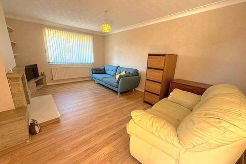 2 bedroom detached bungalow for sale, Lapwing Close, Northampton NN4