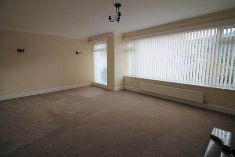 2 bedroom bungalow to rent, Hendre Court, Prestatyn, LL19