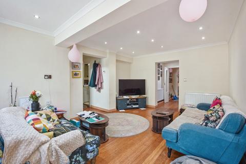 6 bedroom semi-detached house for sale, Wise Lane, London NW7