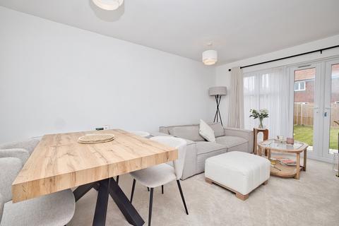 2 bedroom terraced house for sale, Kings Close, Broadstairs, Kent, CT10