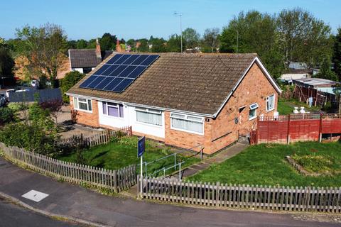 2 bedroom bungalow for sale, Godwin Avenue, Wigston, Leicester, LE18