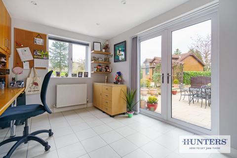 5 bedroom detached house for sale, Hudson Way, Tadcaster