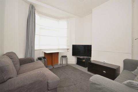 1 bedroom terraced house to rent, St. Martins Place, East Sussex BN2