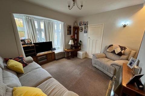 10 Ethel Road, Ashford, TW15 3RB