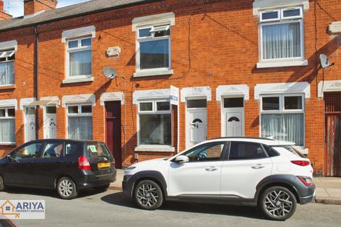 3 bedroom terraced house to rent, Bruin Street, Belgrave, Leicester LE4