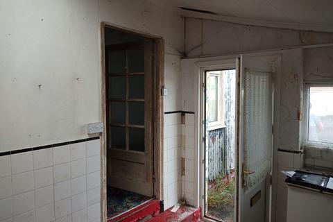 1 bedroom semi-detached bungalow for sale, 145 Heol Llanelli, Pontyates, Llanelli, Dyfed, SA15 5UH