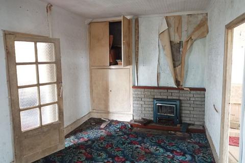 1 bedroom semi-detached bungalow for sale, 145 Heol Llanelli, Pontyates, Llanelli, Dyfed, SA15 5UH