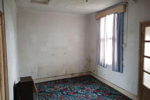 1 bedroom semi-detached bungalow for sale, 145 Heol Llanelli, Pontyates, Llanelli, Dyfed, SA15 5UH