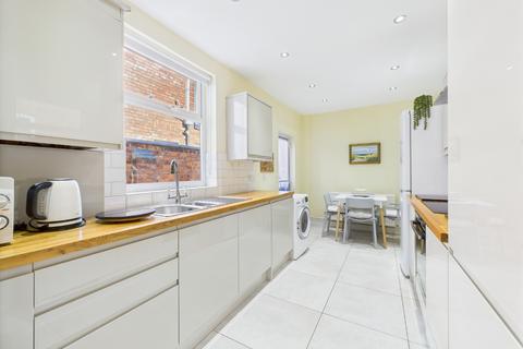 3 bedroom terraced house for sale, Perry Street, Abington, Northampton, NN1 4HW