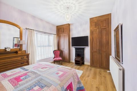 3 bedroom terraced house for sale, Perry Street, Abington, Northampton, NN1 4HW