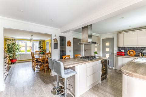 undefined, Tudor Close, Bramley, RG26