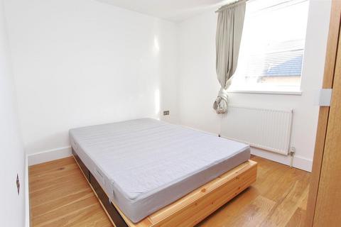 1 bedroom maisonette to rent, Lambton Road, London N19