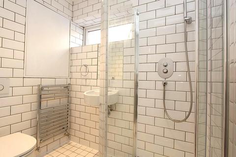 1 bedroom maisonette to rent, Lambton Road, London N19