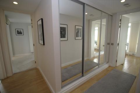 3 bedroom apartment for sale, N V Building, 100 The Quays, Salford, Lancashire, M50