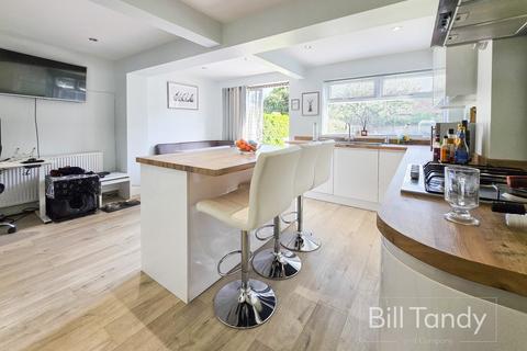27 Lime Grove, Lichfield, WS13 6ER