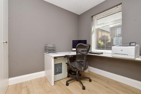 54 Bushey Road, Sutton, SM1 1QS
