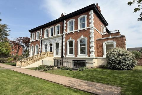 2 bedroom duplex for sale, Seafield House, Seafield Road, Lytham