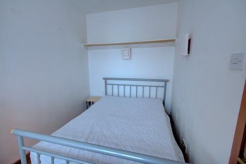 3 bedroom end of terrace house for sale, Montague Road, Leicester LE2
