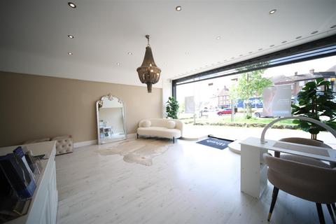 Property to rent, Hampden Square, London