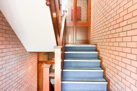 2 bedroom flat for sale, New Walls