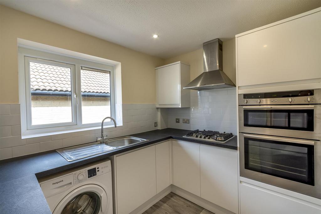 DSC 3258-Edit kitchen.JPG