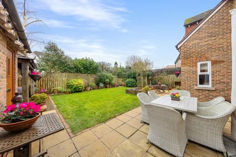 5 bedroom detached house for sale, Townsend Square, Kings Hill, ME19