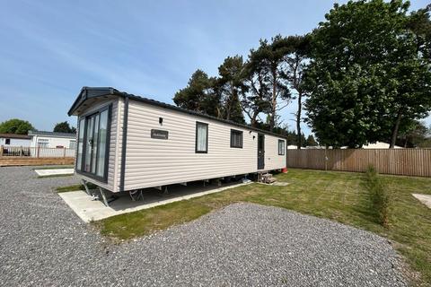 2 bedroom park home for sale, Hull Road, Wilberfoss