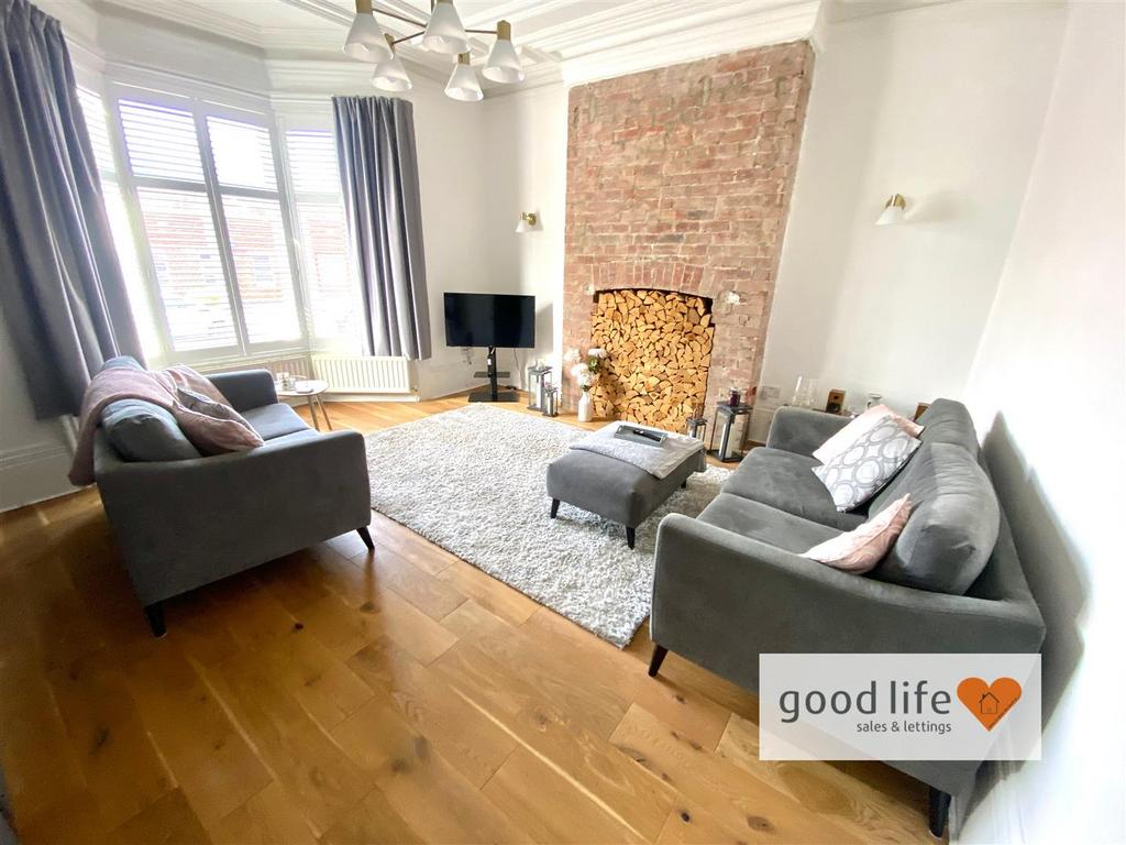 20250425 152701899 i OS243chester.jpg