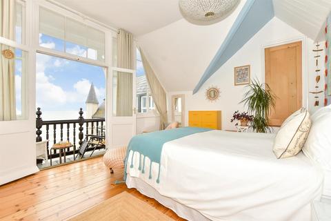 2 bedroom terraced house for sale, Granville Marina, Ramsgate, Kent