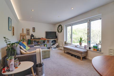 2 bedroom maisonette for sale, Swift Road, Woolston