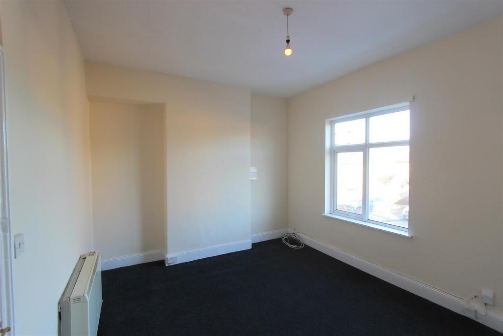 Living room/bedroom