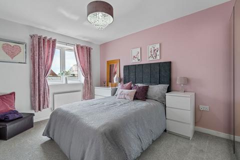 7 Cape Ruby Close, Bishops Cleeve, Cheltenham, GL52 7YL