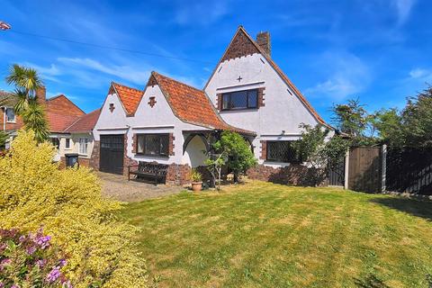 2 bedroom detached house for sale, Lynn Grove, Gorleston