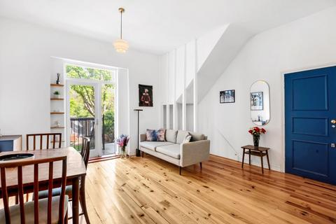 80b Newington Green Road, London, N1 4RN