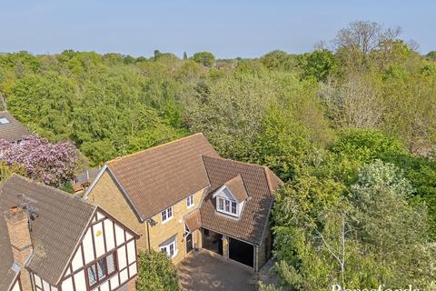 33 Framlingham Way, Great Notley, Braintree, CM77 7YY