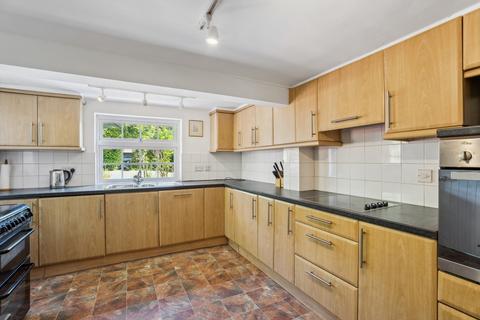 4 bedroom cottage for sale, The Street, Ewelme, OX10