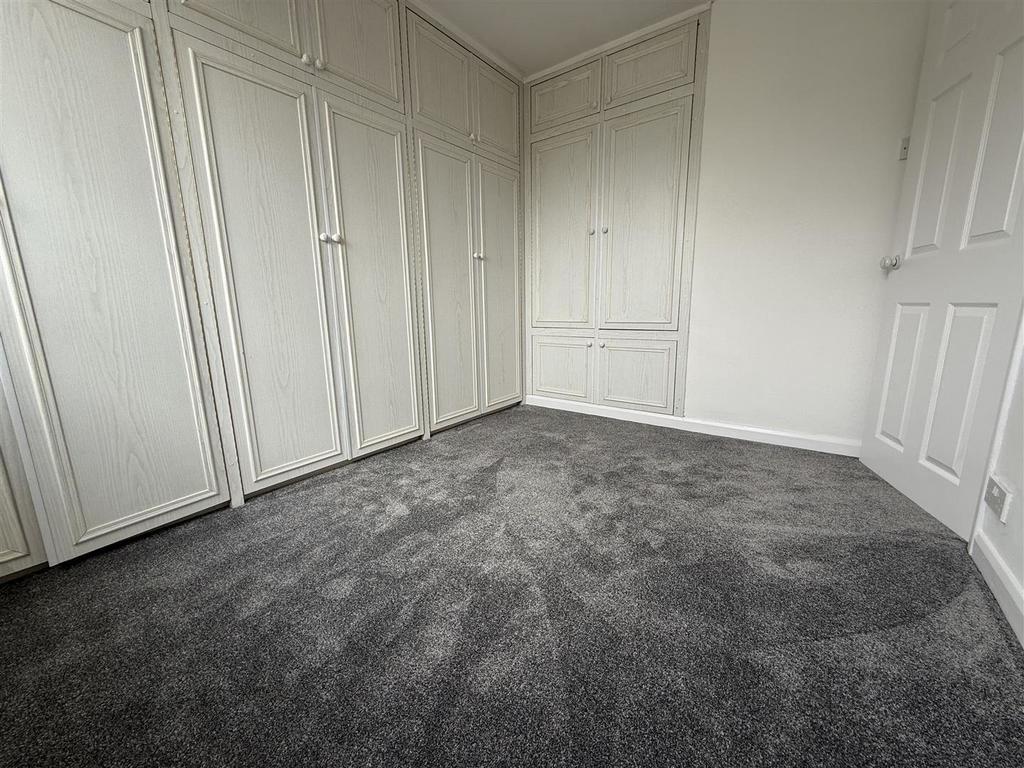 Bderoom two