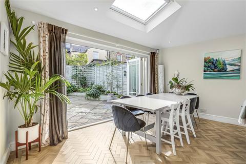 4 bedroom semi-detached house for sale, Sarsfeld Road, London, SW12