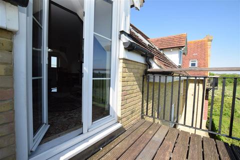 2 bedroom apartment for sale, Eglinton Drive, Chelmsford