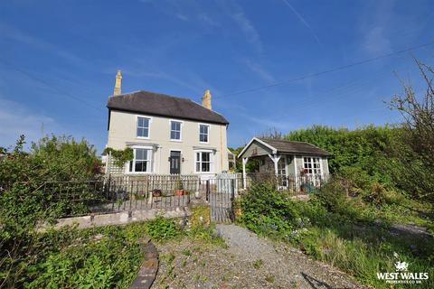 6 bedroom detached house for sale, Pontgarreg, Llangrannog, Llandysul