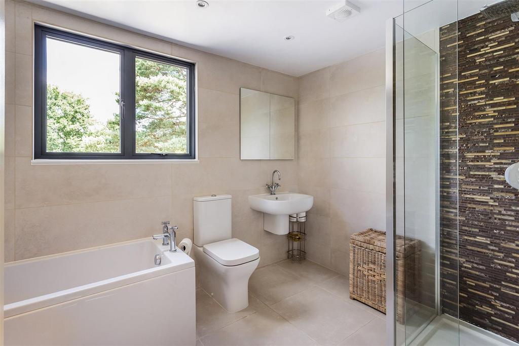 ...bathroom.jpg