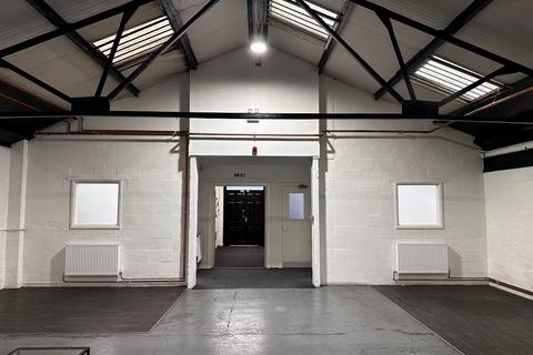 Warehouse to rent, 114 Pope Street, Birmingham, B1 3AG
