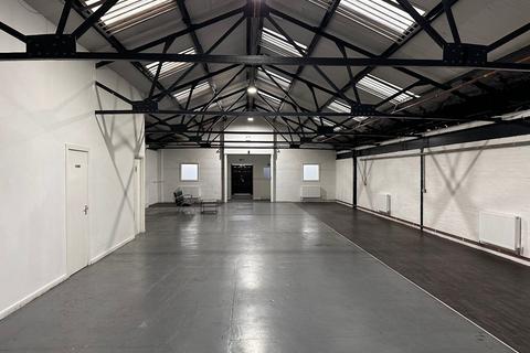 Warehouse to rent, 114 Pope Street, Birmingham, B1 3AG