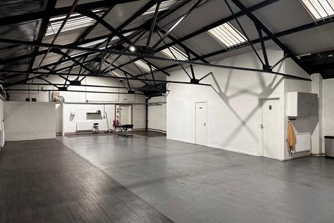 Warehouse to rent, 114 Pope Street, Birmingham, B1 3AG