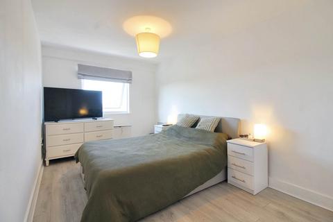 1 bedroom apartment for sale, Stanton House, Aylesbury