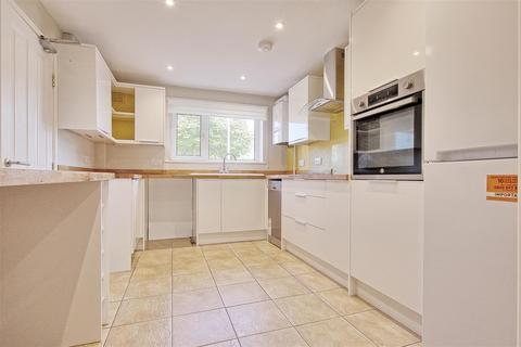 20 Drayton Close, Cambridge, CB1 9EY